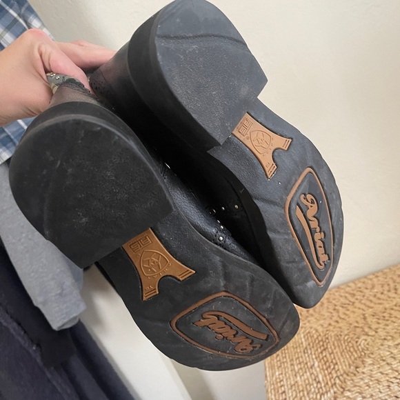 Ariat woman’s cowgirl boots size 9.5 black camo - Picture 6 of 9